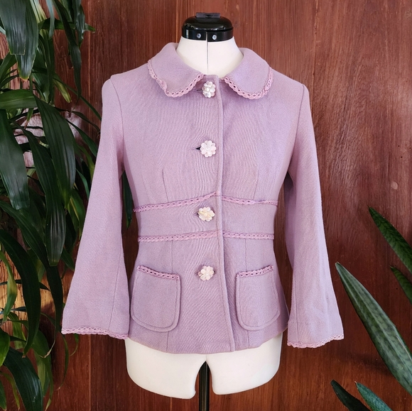 Nanette Lepore Jackets & Blazers - Vintage Y2K Liliac Cotton Lace Nanette Lepore Abalone Flower Button Knit Blazer